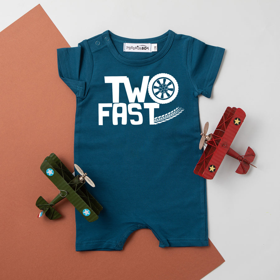 Shorts "Two Fast" Slim Fit Birthday Romper